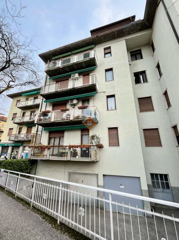 Appartamento in residenziale in Via Circonvallazione