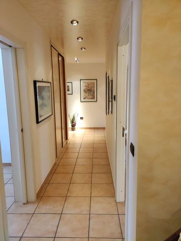 Appartamento in residenziale in Via Ruggero Flores