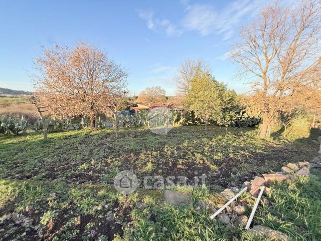 Terreno agricolo in commerciale in Via Passerella 22