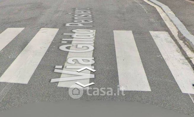 Box/posto auto in residenziale in Via Gildo Pensiero 13