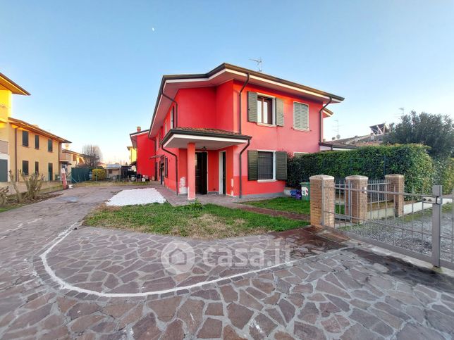 Villetta a schiera in residenziale in Via Tazio Nuvolari