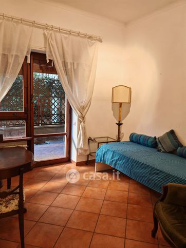 Appartamento in residenziale in Via Alberto Cadlolo