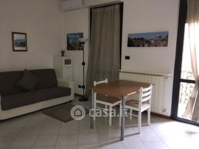 Appartamento in residenziale in Viale Lombardia 216