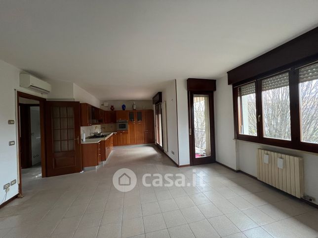 Appartamento in residenziale in Via Turandot 2