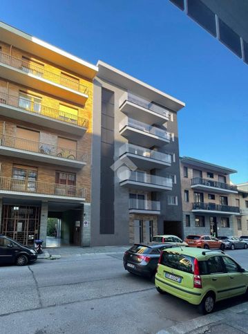 Appartamento in residenziale in Via Gianfrancesco Re 66