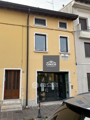 Casa indipendente in residenziale in Via San Zeno 24