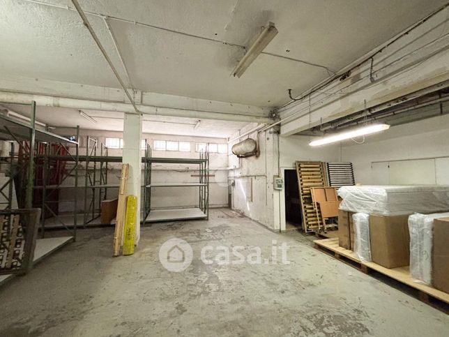 Capannone in commerciale in Via Risorgimento