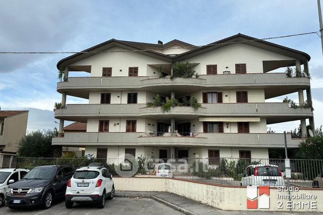 Appartamento in residenziale in Via Cava 100