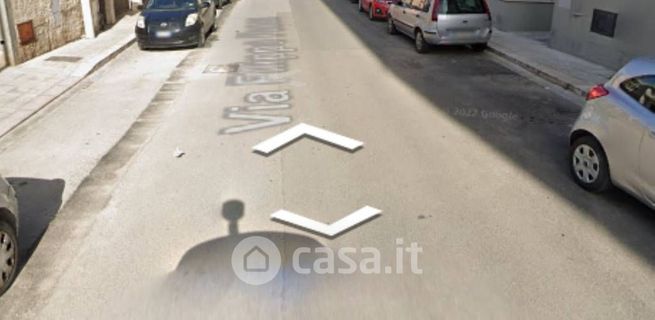 Box/posto auto in residenziale in Via Filippo Fusco