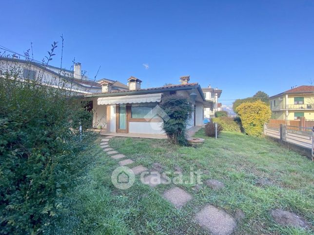 Villa in residenziale in Via Asiago 34