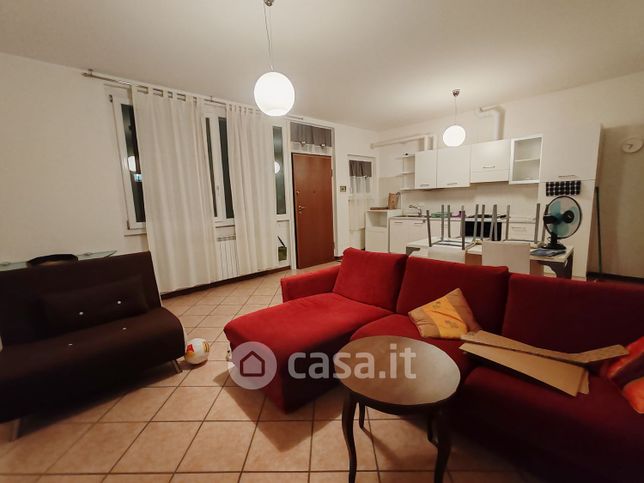 Appartamento in residenziale in Via Cortili 26