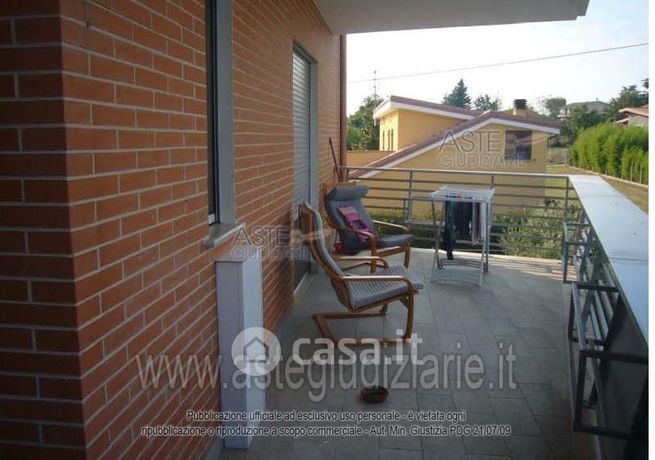 Appartamento in residenziale in Via Fontana Vecchia 38