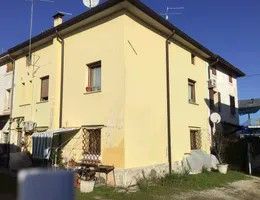 Appartamento in residenziale in Via San Faustino 16