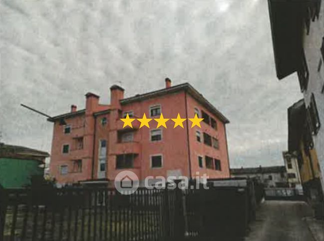 Appartamento in residenziale in Via F.lli Cervi