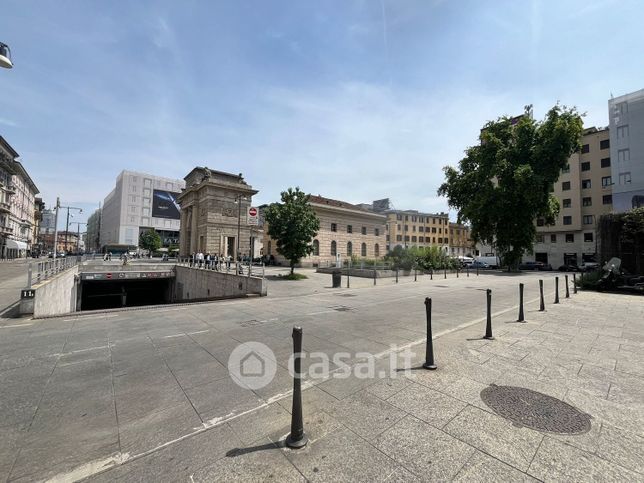 Box/posto auto in residenziale in Piazza XXV Aprile 2