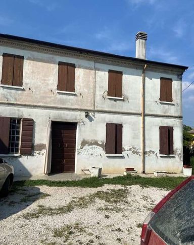 Casa indipendente in residenziale in Via Volto 3