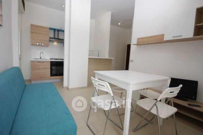 Appartamento in residenziale in Via Gialo 10