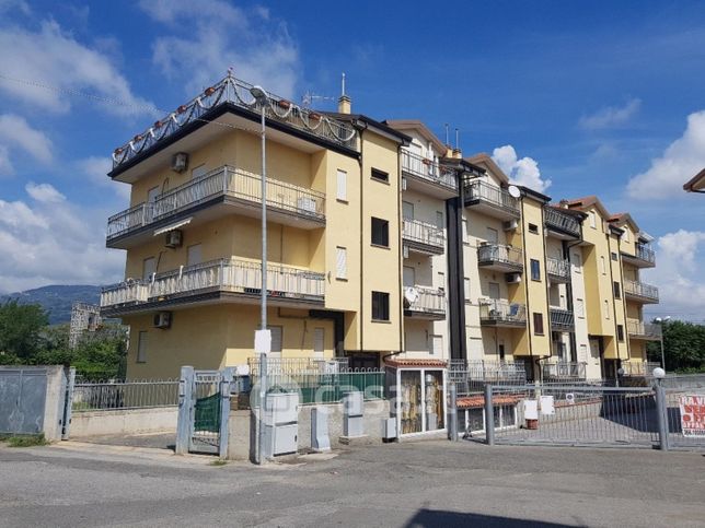 Appartamento in residenziale in Via Michele Bianchi 11