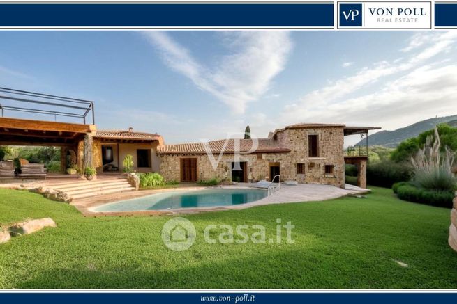 Villa in residenziale in SP13