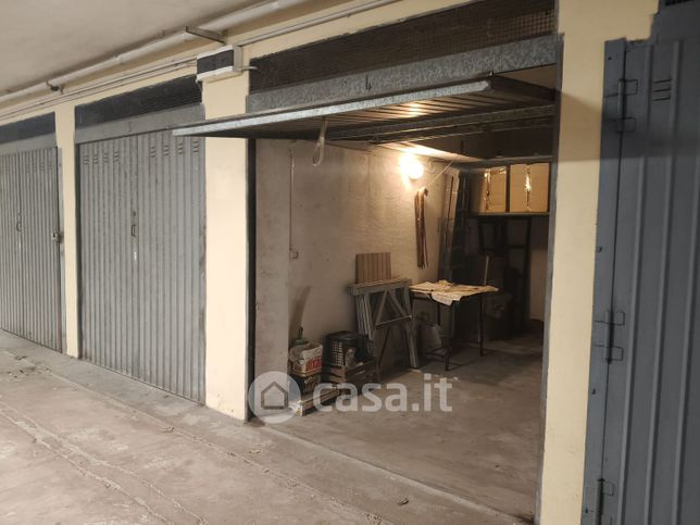 Box/posto auto in residenziale in Via Saluzzo 32