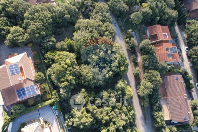 Terreno edificabile in residenziale in Via Cesare Pascarella