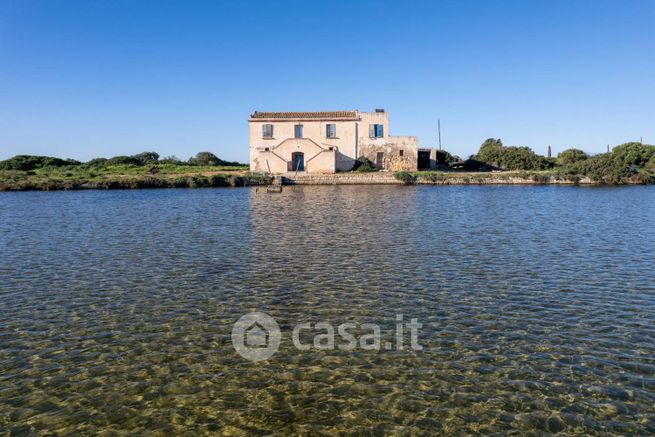 Rustico/casale in residenziale in Strada Senza Nome