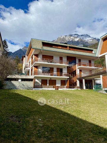 Appartamento in residenziale in Via Rovinaccia 7