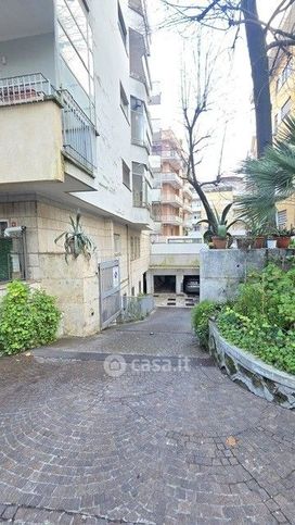 Box/posto auto in residenziale in Via della Camilluccia 23