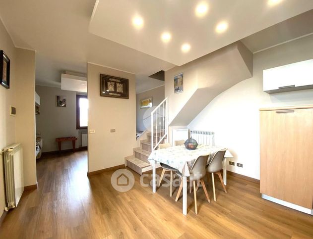 Appartamento in residenziale in Via lancini 103