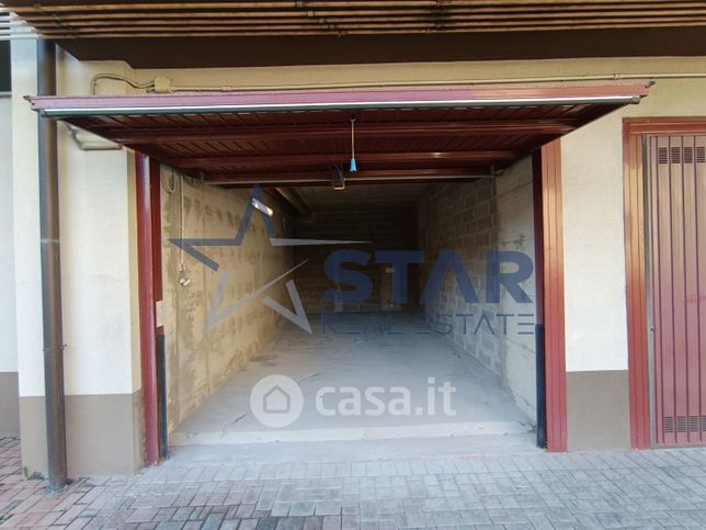 Garage/posto auto in residenziale in Via Privata Giuseppe Giannini 5