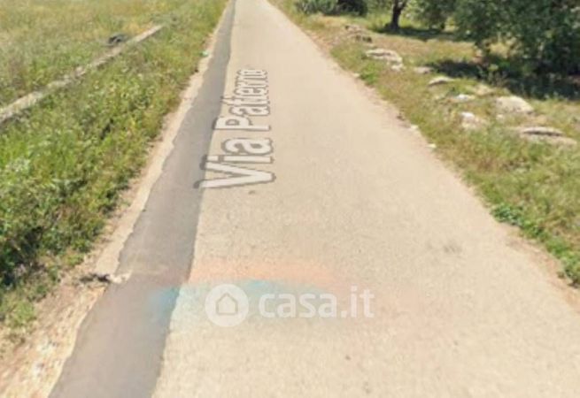 Capannone in commerciale in Via Patierno