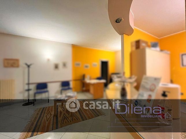 Ufficio in commerciale in Via Cassano delle Murge