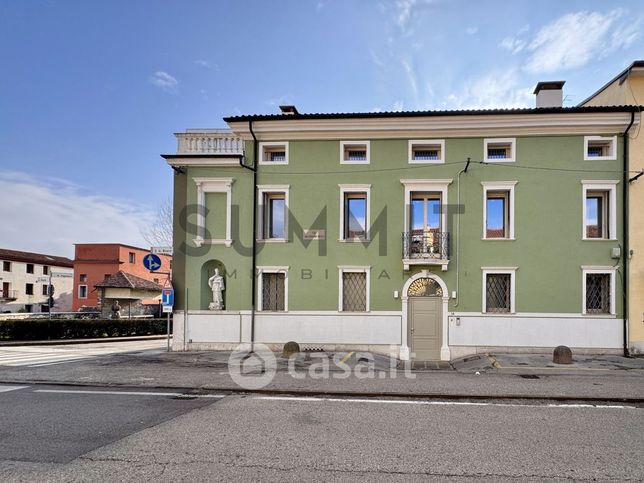 Appartamento in residenziale in Via Battaglione Val Leogra