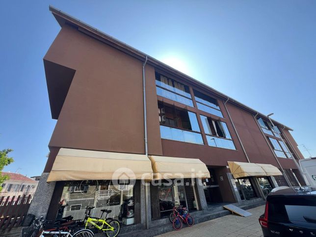 Appartamento in residenziale in Via Solaroli 3
