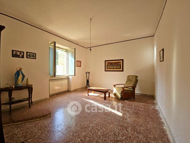 Casa indipendente in residenziale in Via Otranto