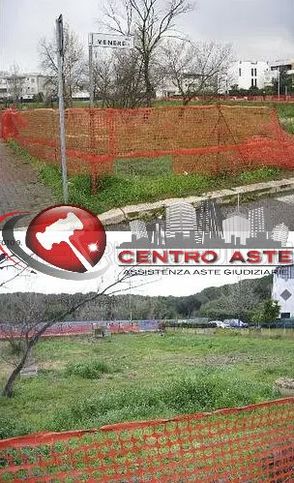 Terreno agricolo in commerciale in Via Omero