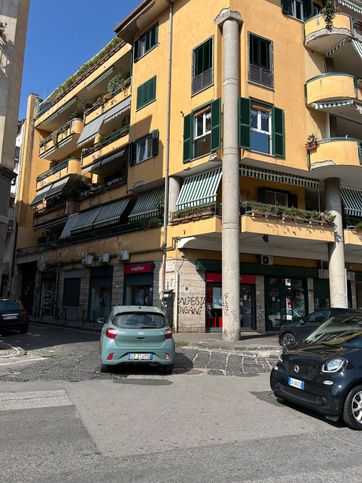 Box/posto auto in residenziale in Strada Rispoli 10