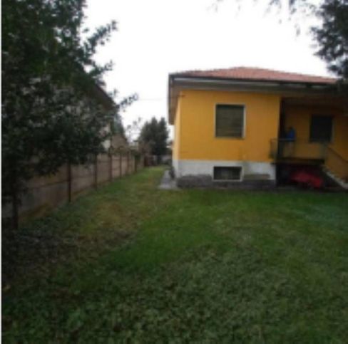 Villa in residenziale in Via Simone da Corbetta