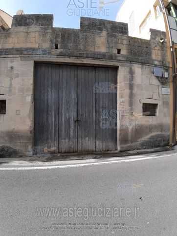 Garage/posto auto in residenziale in Corso XX Settembre 189