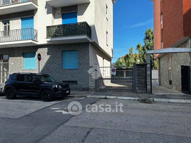 Garage/posto auto in residenziale in Via Boves 18