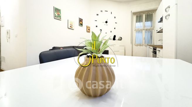 Appartamento in residenziale in Via Roccasterone 21
