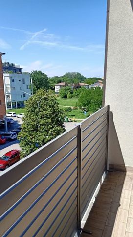 Appartamento in residenziale in Via Modena 40