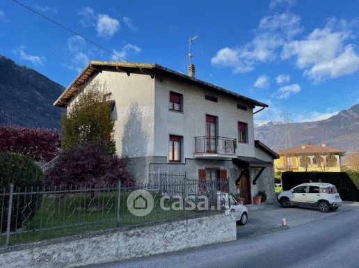 Casa indipendente in residenziale in Via San Pietro 451