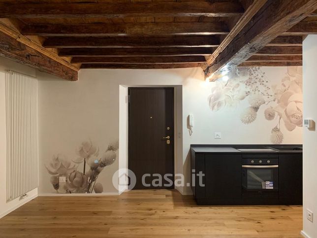 Appartamento in residenziale in Piazza dell'Annunziata 11