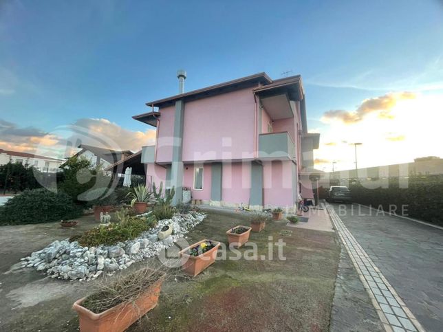 Villa in residenziale in Via Masullo 91