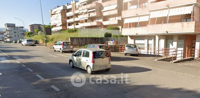 Appartamento in residenziale in Via Luigi Piccinato