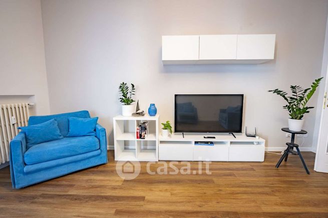 Appartamento in residenziale in Viale Val Padana