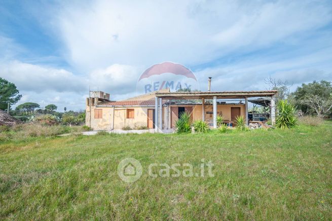 Villa in residenziale in Strada Provinciale 63