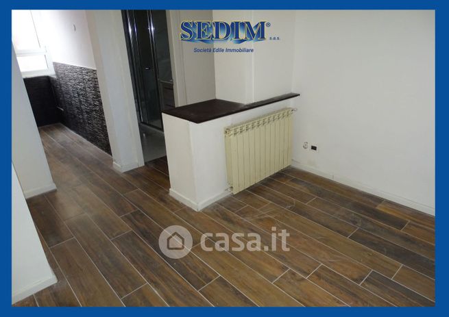 Appartamento in residenziale in Via Camillo Finocchiaro Aprile