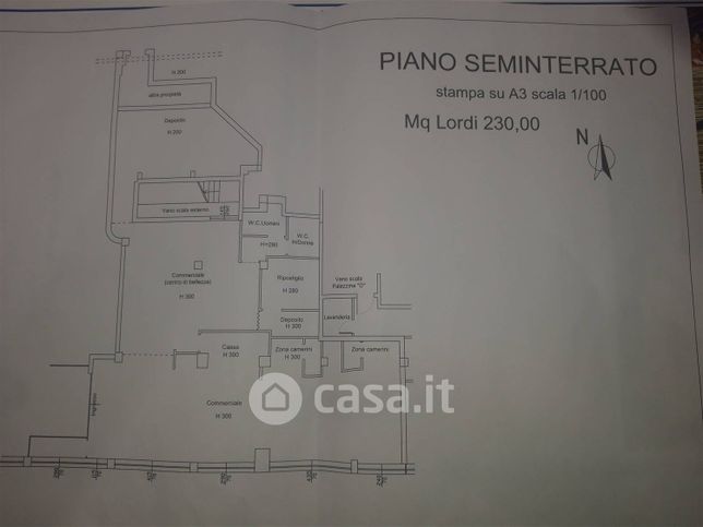 Attivitã /licenza (con o senza mura) in commerciale in Corso Mazzini 334